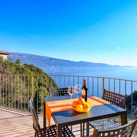 Orange House * Tignale